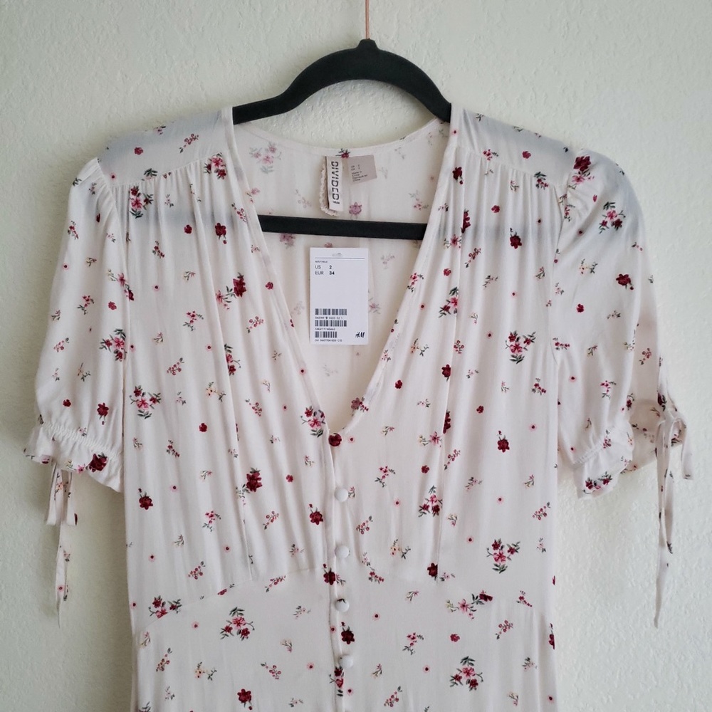 Floral Maxi Dress - Picture 6 of 6